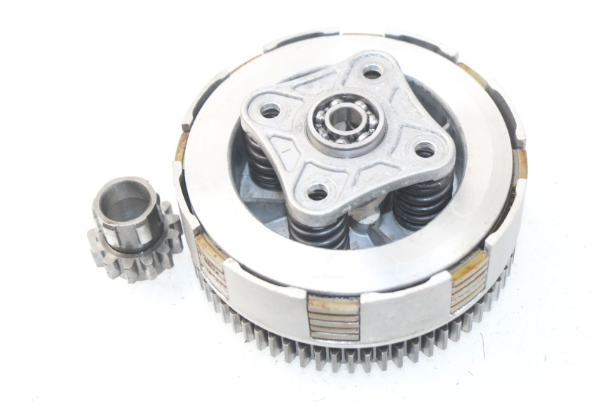 photo de CLUTCH YCF R-START 125 - Technical close-up