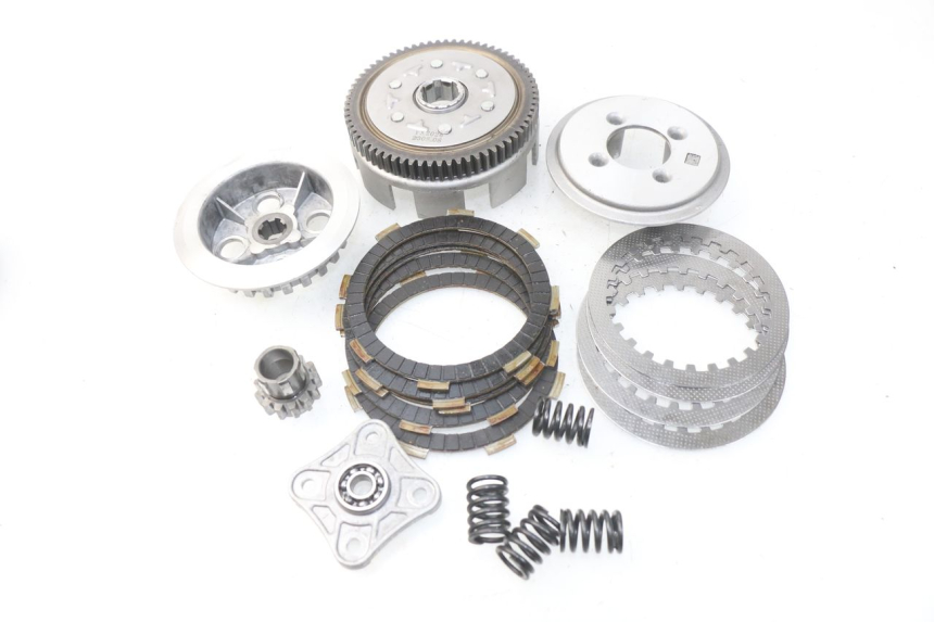 photo de CLUTCH YCF R-START 125 - Surface and material condition