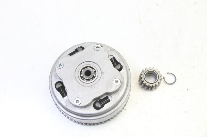 photo de CLUTCH APOLLO RFZ 125 - Component zoom