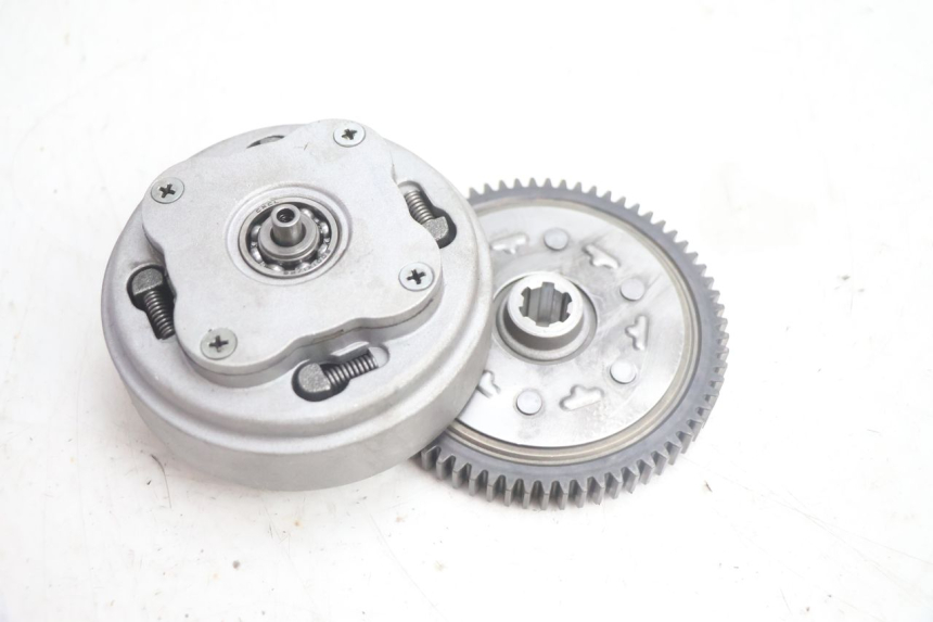 photo de CLUTCH APOLLO RFZ 125 - Fixing points details