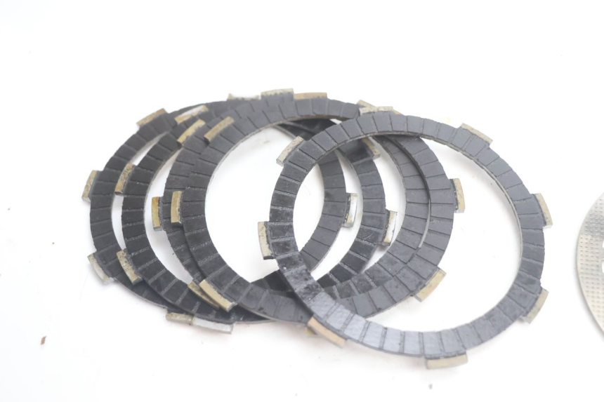 photo de CLUTCH APOLLO RFZ 140 - Surface and material condition