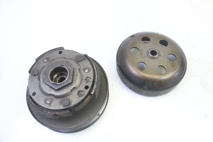 photo de CLUTCH PEUGEOT SATELIS 125 (2013 - 2018) - Technical close-up