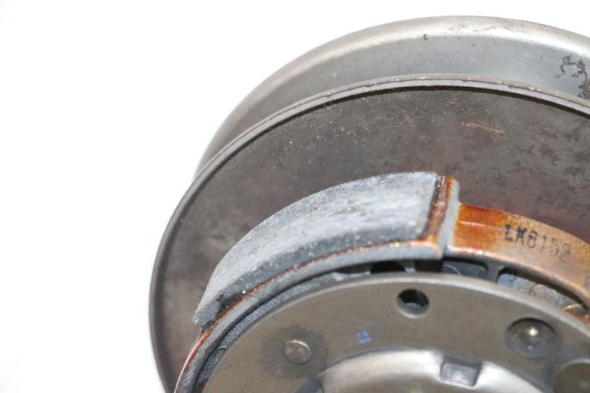 photo de CLUTCH PEUGEOT SATELIS 125 (2013 - 2018) - Distinctive features