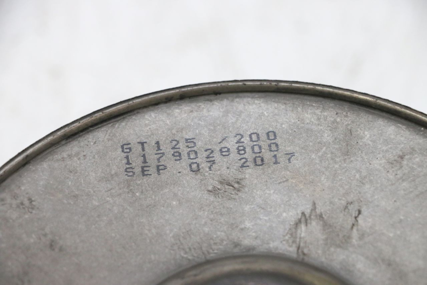 photo de CLUTCH PEUGEOT SATELIS 125 (2013 - 2018) - Technical close-up