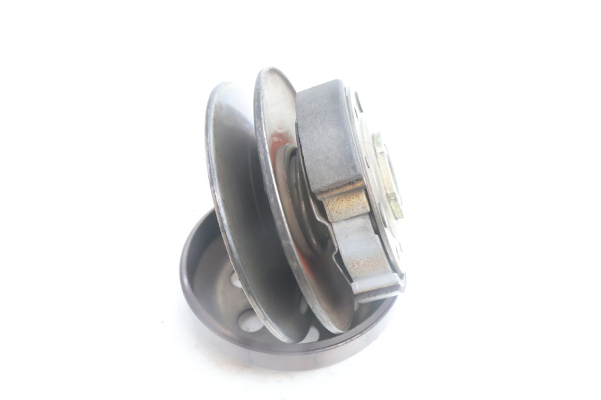 photo de CLUTCH PEUGEOT SATELIS 125 (2006 - 2009) - Alternative perspective
