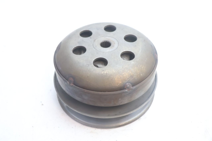photo de CLUTCH PEUGEOT SATELIS 125 (2013 - 2018) - Alternative perspective