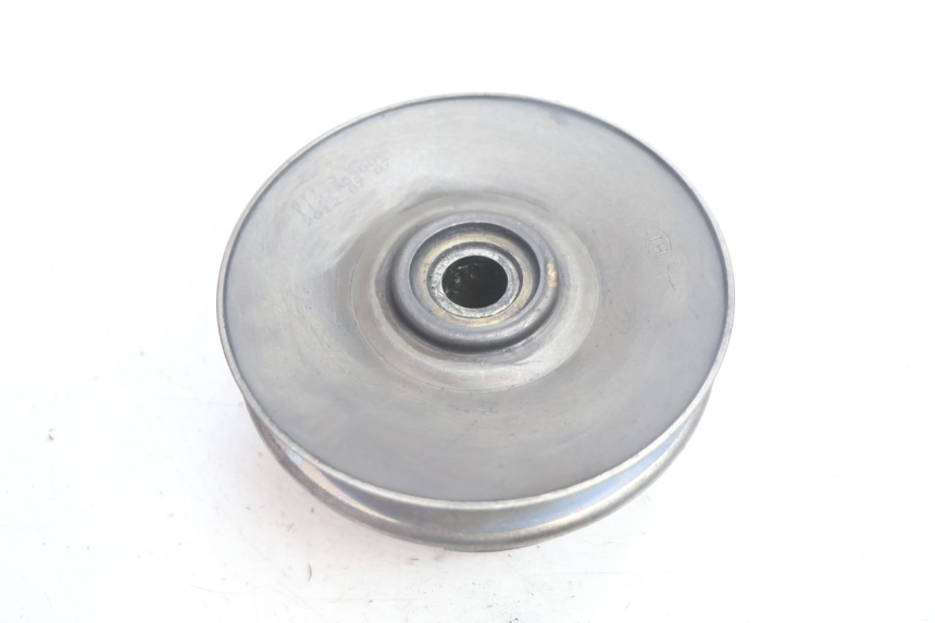 photo de CLUTCH PEUGEOT SATELIS 125 (2013 - 2018) - Alternative perspective