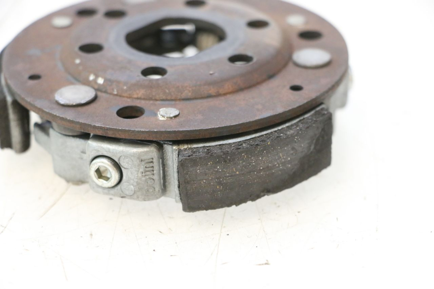 photo de CLUTCH PEUGEOT SPEEDFIGHT 2 AC 50 (2000 - 2009) - Zoom on usage condition