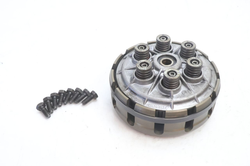 photo de CLUTCH DUCATI SS IE DS CARENEE 1000 (2002 - 2006) - Checked used part