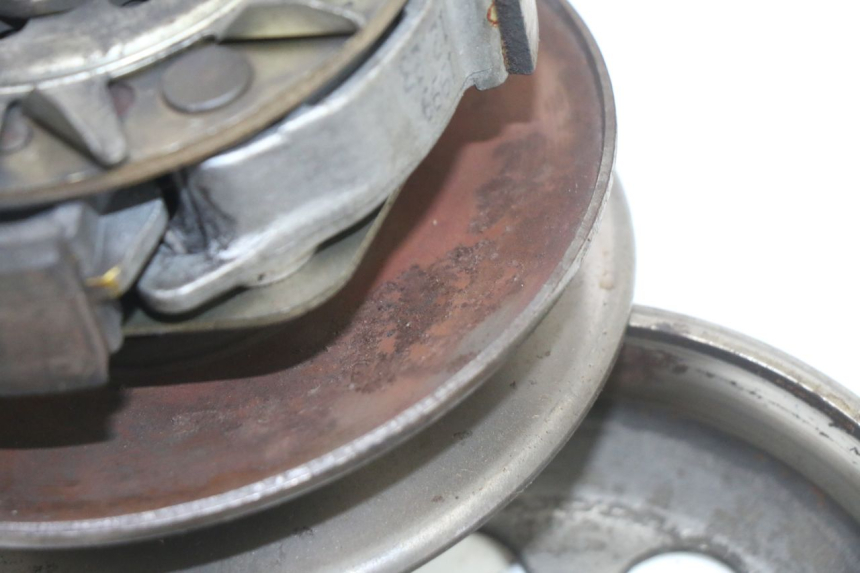 photo de CLUTCH PIAGGIO SUPER LX 125 (2000 - 2003) - Technical close-up