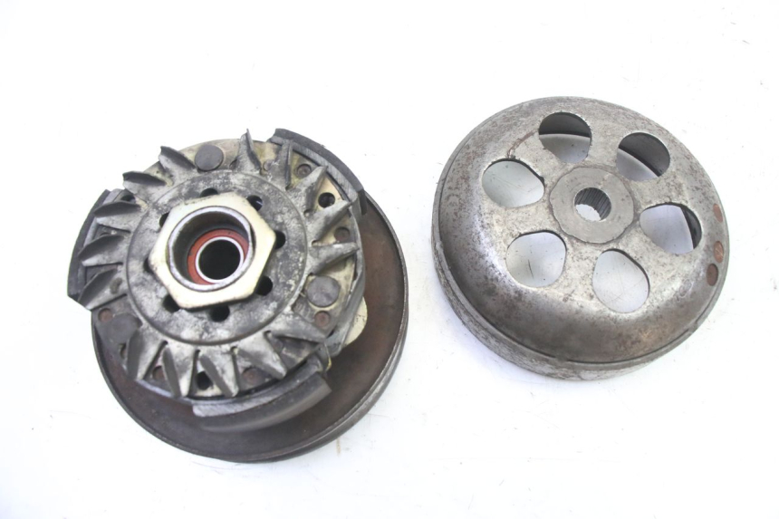 photo de CLUTCH PIAGGIO SUPER LX 125 (2000 - 2003) - Fixing points details