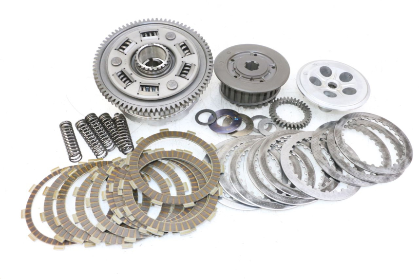 photo de CLUTCH SUZUKI GSR 750 (2011 - 2017) - Component zoom