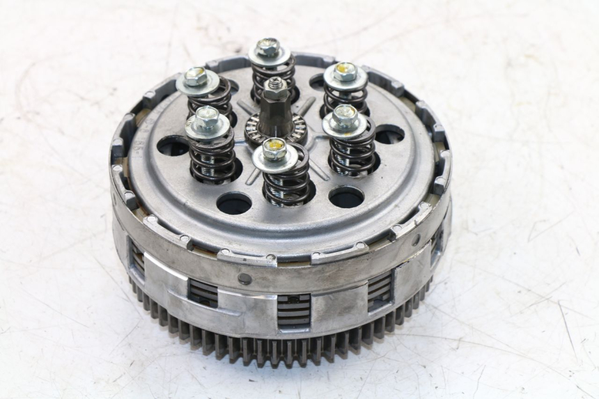 photo de CLUTCH SUZUKI SFV GLADIUS 650 (2009 - 2015) - Technical close-up