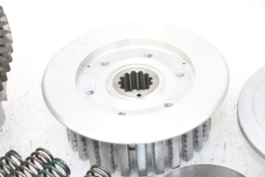 photo de CLUTCH YAMAHA TDM ABS 900 (2002 - 2014) - Checked used part