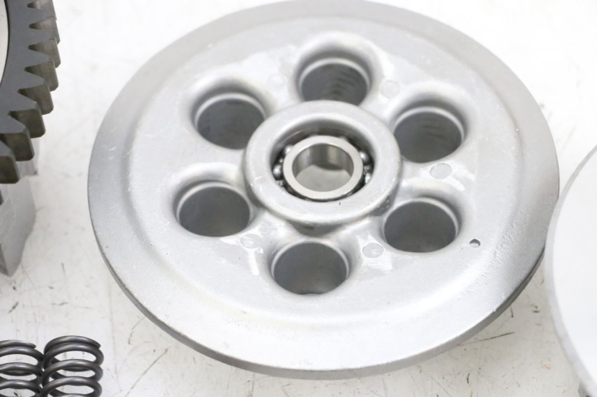 photo de CLUTCH YAMAHA TDM ABS 900 (2002 - 2014) - Component zoom