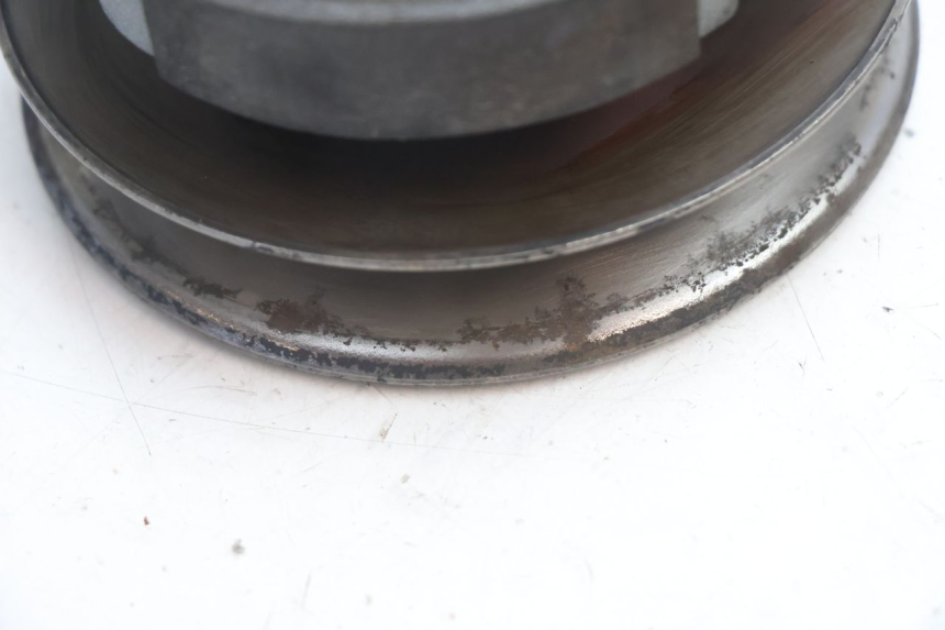 photo de CLUTCH PEUGEOT TREKKER TKR 50 (2005 - 2014) - Surface and material condition