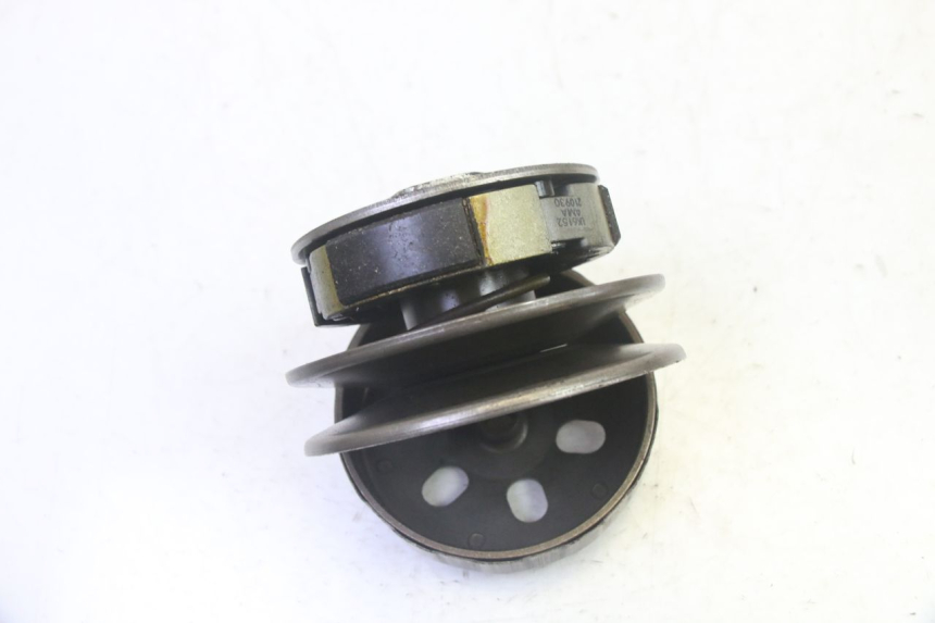 photo de CLUTCH PEUGEOT TWEET PRO EFI 4T 50 (2021 - 2022) - Alternative perspective