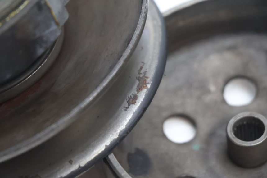 photo de CLUTCH PIAGGIO TYPHOON 50 (2000 - 2009) - Component detail