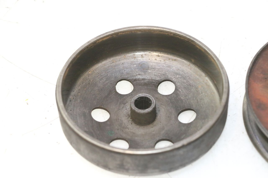 photo de CLUTCH PIAGGIO VESPA LX 2T 50 (2005 - 2013) - Fixing points details