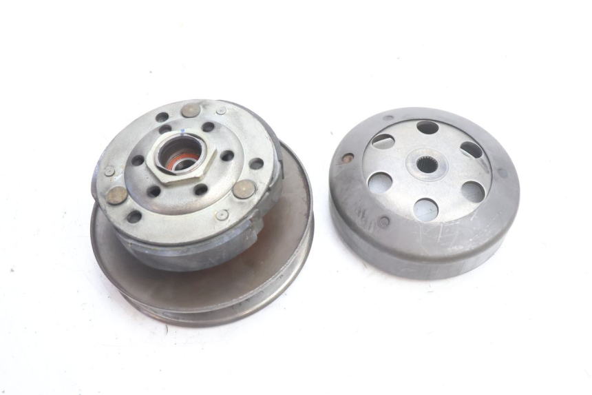 photo de CLUTCH PIAGGIO VESPA S 2T 50 (2007 - 2014) - Fixing points details