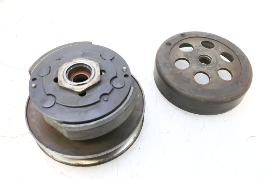 photo de CLUTCH YAMAHA X-MAX XMAX 125 (2010 - 2013) - Technical close-up