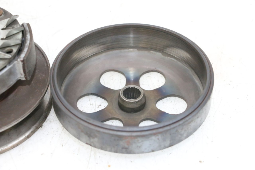 photo de CLUTCH PIAGGIO X8 125 (2004 - 2007) - Fixing points details