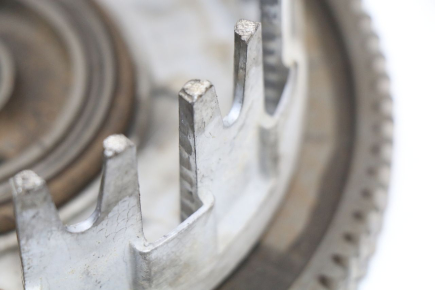 photo de CLUTCH YAMAHA XJ F 900 (1983 - 1994) - Surface and material condition