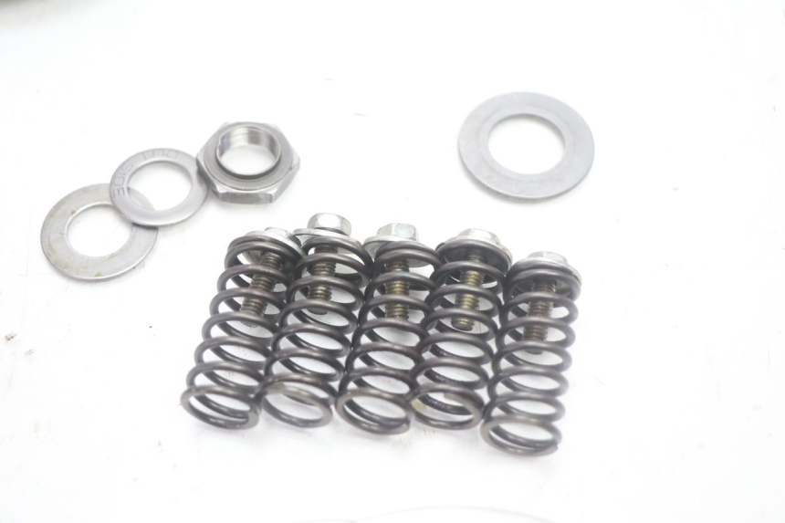 photo de CLUTCH HONDA XLV VARADERO 125 (2007 - 2012) - Surface and material condition