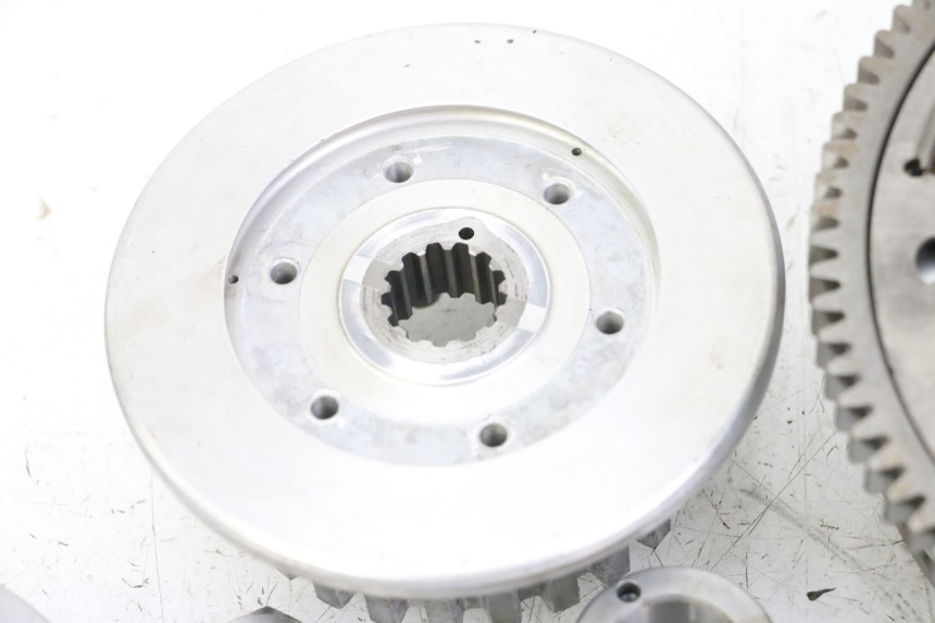 photo de CLUTCH YAMAHA FZ6 FAZER S2 600 (2007 - 2011) - Detailed visual inspection