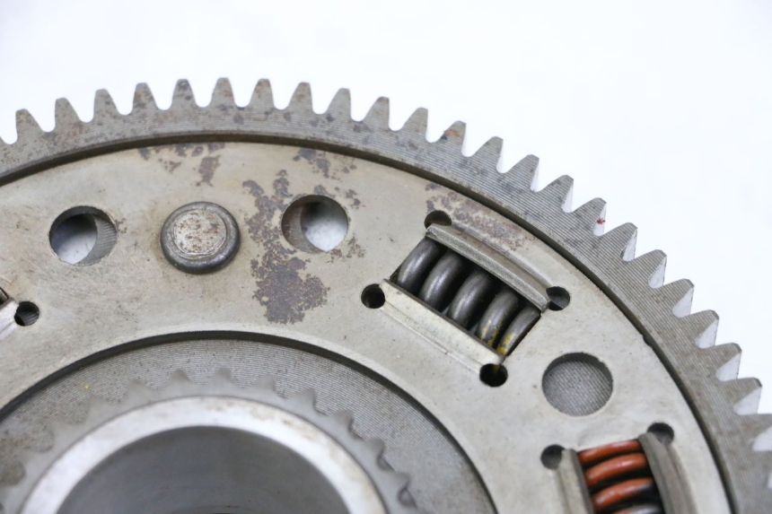 photo de CLUTCH YAMAHA FZ6 FAZER S2 600 (2007 - 2011) - Alternative angle