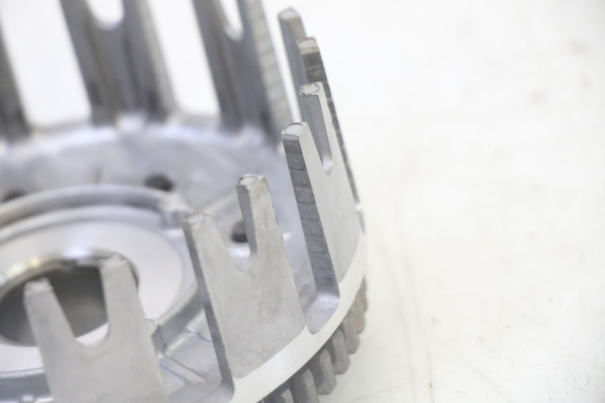 photo de CLUTCH YAMAHA YZ-F YZF 250 (2014 - 2018) - Alternative perspective