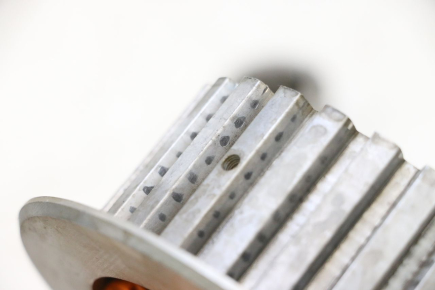 photo de CLUTCH YAMAHA YZF R GENESIS 750 (1993 - 1998) - Fixing points details