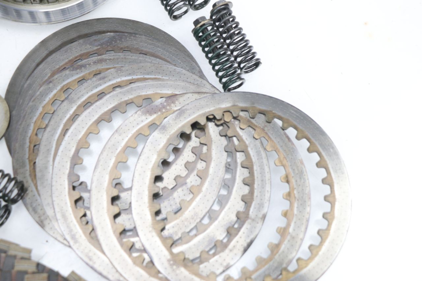 photo de CLUTCH YAMAHA YZF YZ-F 450 (2006 - 2009) - High-resolution close-up