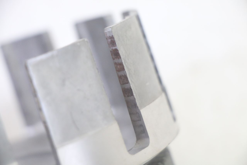 photo de CLUTCH YAMAHA YZF YZ-F 450 (2014 - 2016) - Alternative perspective