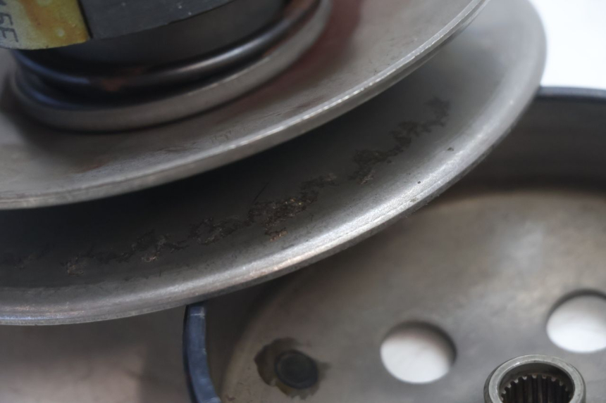 photo de CLUTCH PIAGGIO ZIP 2T 50 (2009 - 2019) - Alternative perspective