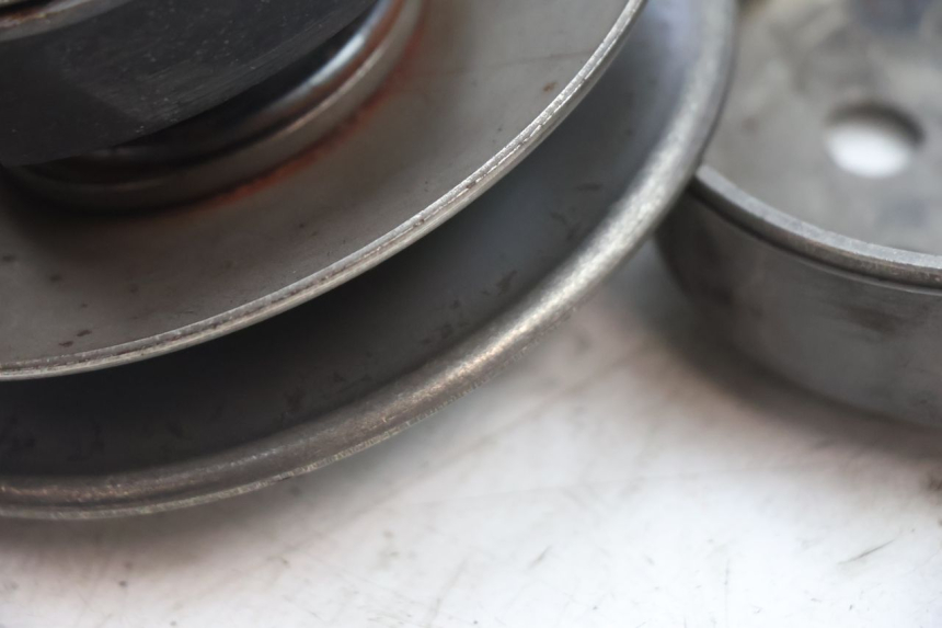 photo de CLUTCH PIAGGIO ZIP 2T 50 (2009 - 2019) - Component detail