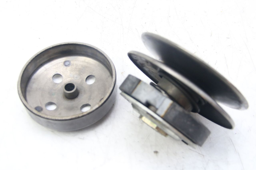 photo de CLUTCH PIAGGIO ZIP 4T 50 (2018 - 2020) - Technical close-up