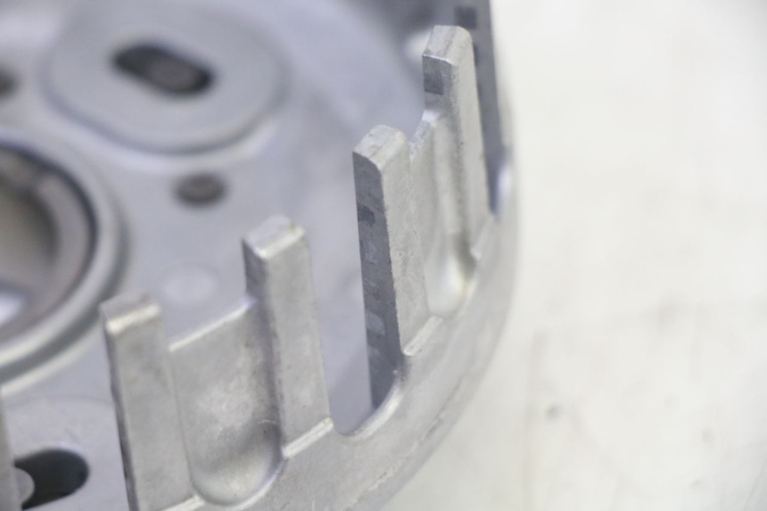 photo de CLUTCH KAWASAKI ZR 7 750 (1999 - 2004) - Alternative perspective