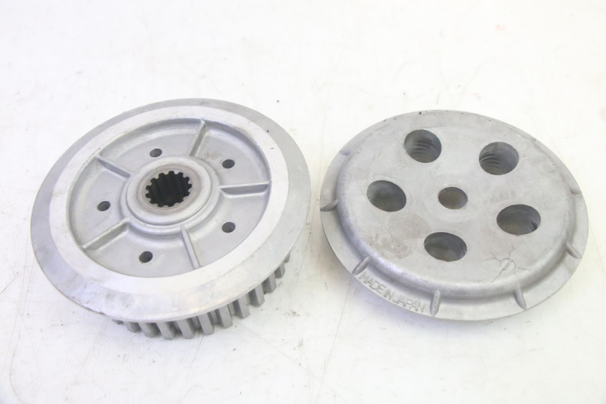 photo de CLUTCH KAWASAKI ZR 7 750 (1999 - 2004) - Fixing points details