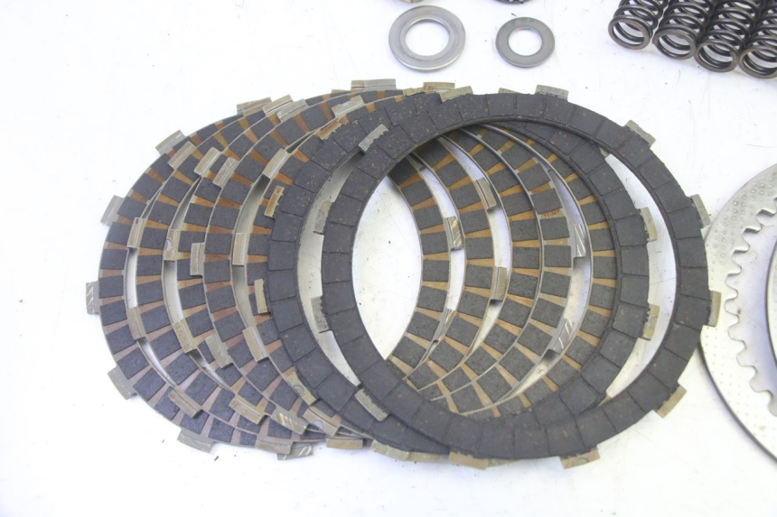 photo de CLUTCH KAWASAKI ZR 7 750 (1999 - 2004) - Surface and material condition