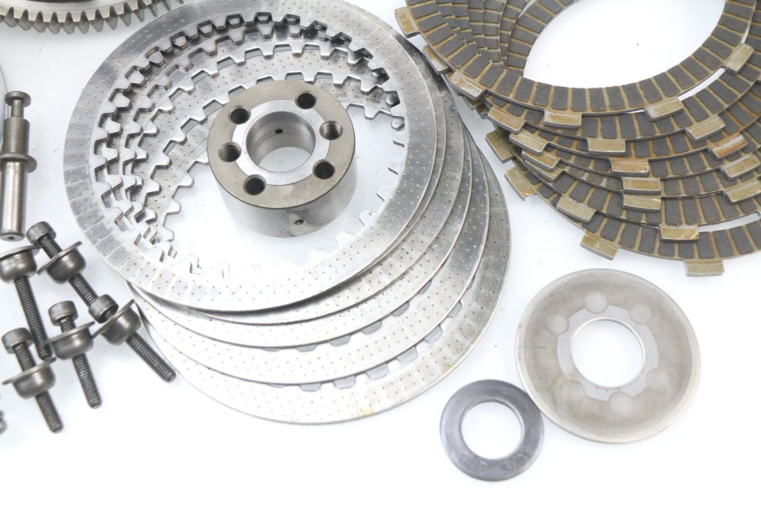 photo de CLUTCH KAWASAKI ZZR 600 (1995 - 2004) - Additional view of the item