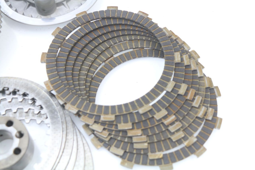 photo de CLUTCH KAWASAKI ZZR 600 (1995 - 2004) - Distinctive features