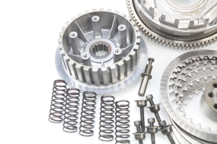 photo de CLUTCH KAWASAKI ZZR 600 (1995 - 2004) - Markings and original references