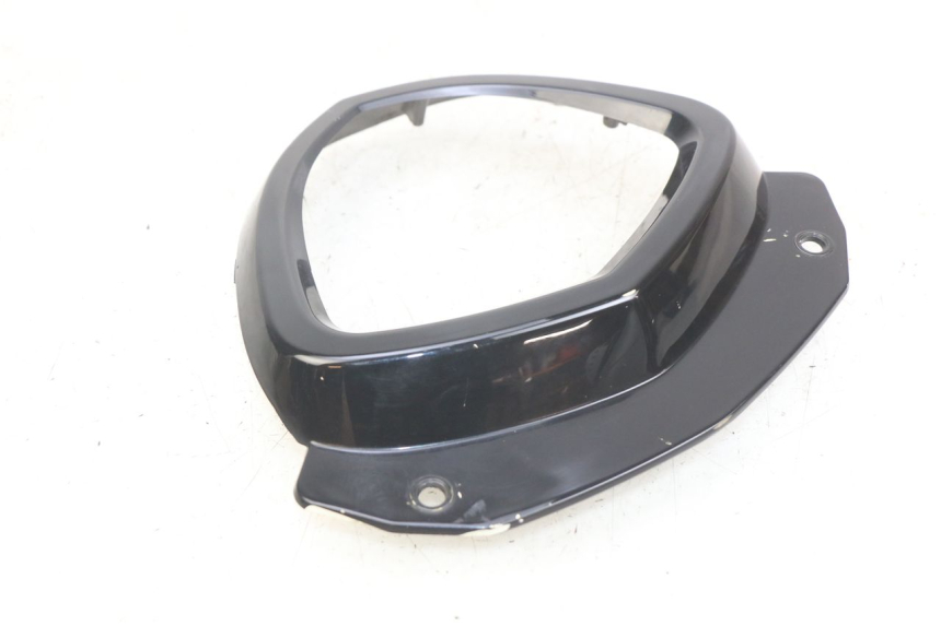 photo de SPEEDOMETER SURROUND KYMCO AGILITY 16+ 4T 50 (2018 - 2023) - Technical close-up