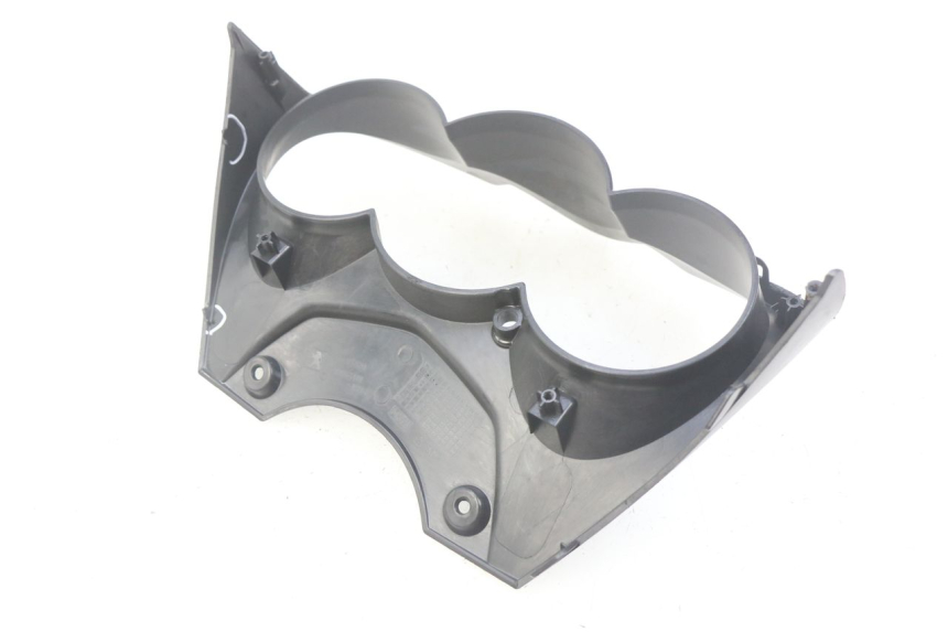 photo de SPEEDOMETER SURROUND PEUGEOT CITYSTAR 125 (2011 - 2017) - Zoom on usage condition