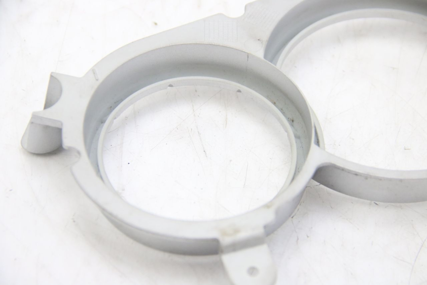 photo de SPEEDOMETER SURROUND PEUGEOT CITYSTAR IE 2T 50 (2018 - 2021) - Surface and material condition