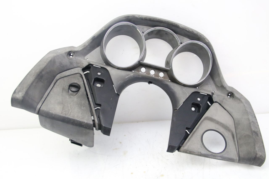 photo de SPEEDOMETER SURROUND KYMCO DINK STREET 125 (2009 - 2014) - High-resolution close-up