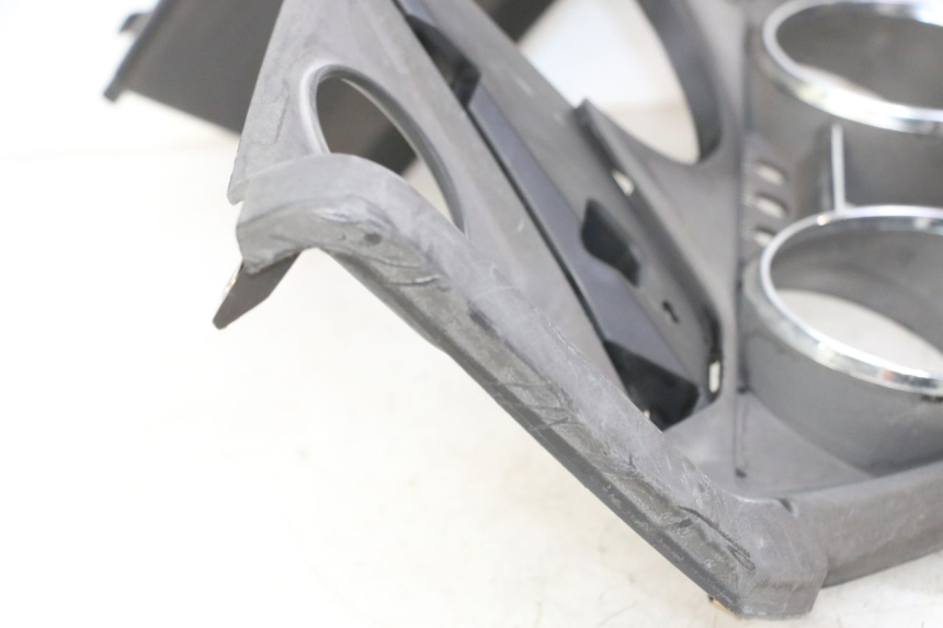 photo de SPEEDOMETER SURROUND KYMCO DINK STREET 125 (2009 - 2014) - Component zoom