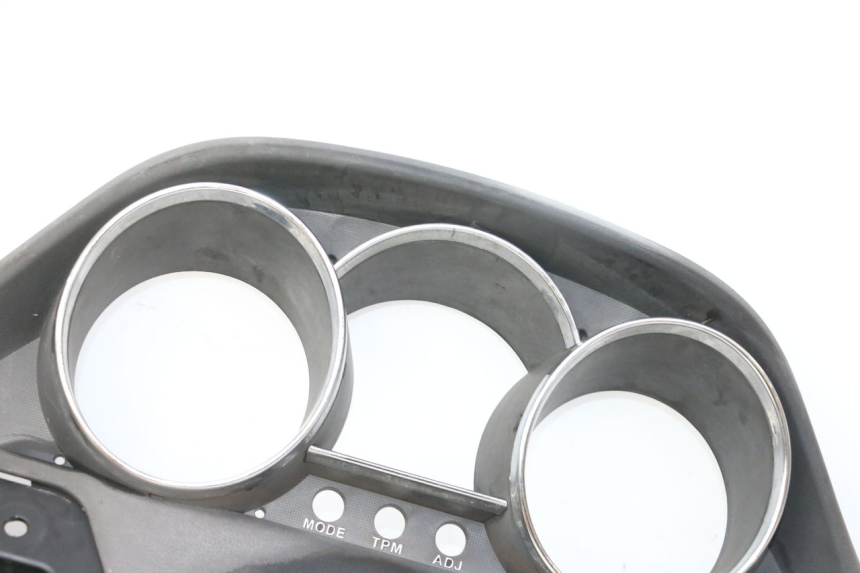 photo de SPEEDOMETER SURROUND KYMCO DINK STREET 125 (2009 - 2014) - Supplementary product photo