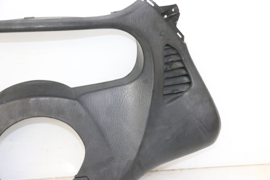 photo de SPEEDOMETER SURROUND HONDA FES S-WING SWING ABS 125 (2007 - 2015) - Additional view of the item